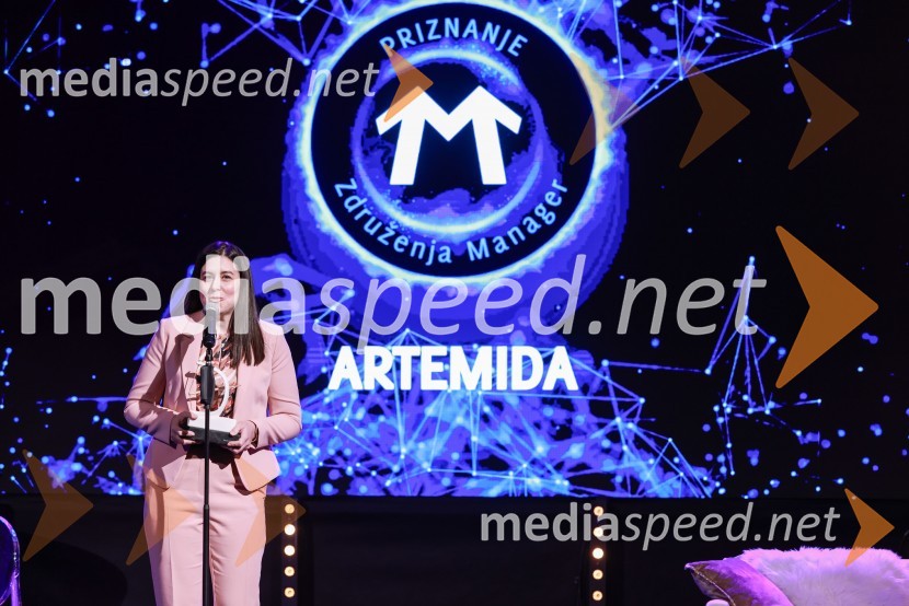 dr. Vita Godec, direktorica, Lenis farmacevtika d.o.o., zmagovalka AmCham Top Potential of the Year 2018Branko Franc Selak prejemnik priznanja za življenjsko delo na področju managementa 2023