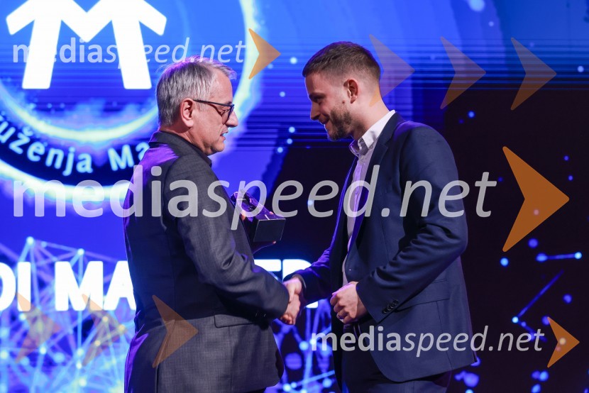  Matjaž Han, minister za gospodarstvo, turizem in šport;  Michal Maco, direktor podjetja Corwin v Sloveniji in ustanoviteljev slovaške znamke oblačil BratiskaBranko Franc Selak prejemnik priznanja za življenjsko delo na področju managementa 2023