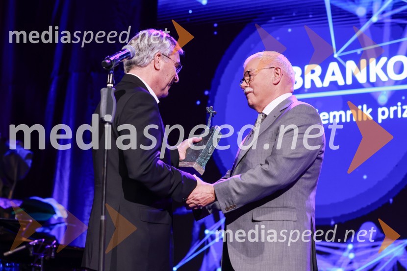  Aleksander  Zalaznik, generalni direktor Danfoss Trata, predsednik Združenja Manager;  Branko Franci Selak,  direktor, Marmor Hotavlje; prejemnik priznanja za življenjsko delo na področju menedžmenta 2023Branko Franc Selak prejemnik priznanja za življenjsko delo na področju managementa 2023