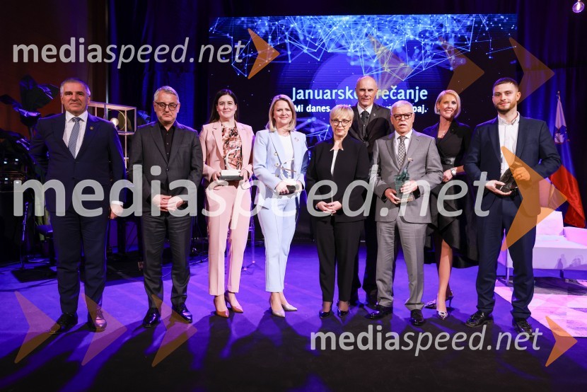  Marko Lotrič, predsednik, Državni svet;  Matjaž Han, minister za gospodarstvo, turizem in šport; dr. Vita Godec, direktorica, Lenis farmacevtika d.o.o., zmagovalka AmCham Top Potential of the Year 2018;  Eva McLellan, generalna direktorica, slovenska podružnica Roche; dr. Nataša Pirc Musar, predsednica Republike Slovenije; dr. Iztok Seljak, predsednik, Združenje Manager;  Branko Franci Selak,  direktor, Marmor Hotavlje; prejemnik priznanja za življenjsko delo na področju menedžmenta 2023;  Petra Juvančič, izvršna direktorica, Združenje Manager;  Michal Maco, direktor podjetja Corwin v Sloveniji in ustanoviteljev slovaške znamke oblačil BratiskaBranko Franc Selak prejemnik priznanja za življenjsko delo na področju managementa 2023