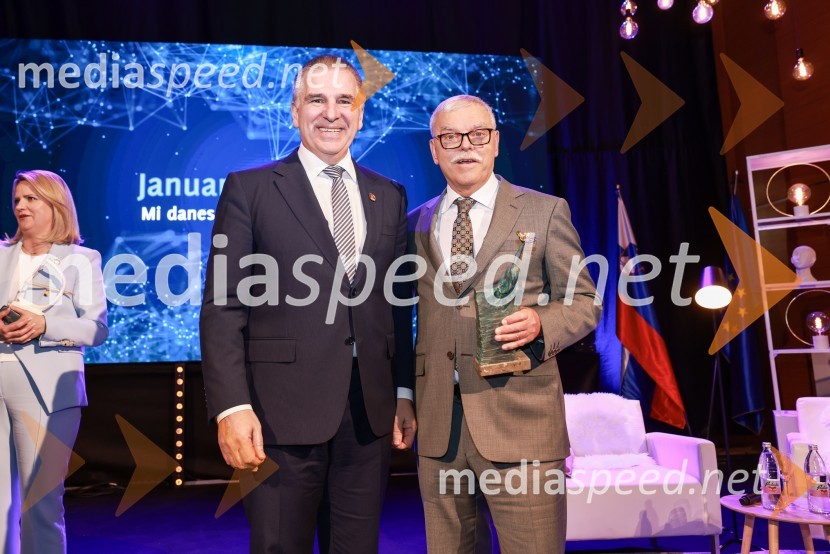  Marko Lotrič, predsednik, Državni svet;  Branko Franci Selak,  direktor, Marmor Hotavlje; prejemnik priznanja za življenjsko delo na področju menedžmenta 2023Branko Franc Selak prejemnik priznanja za življenjsko delo na področju managementa 2023