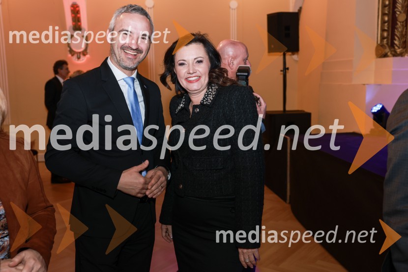  Janez Cigler Kralj, poslanec;  Andreja Jernejčič, direktorica podjetja za piar, digitalni piar, komuniciranje, treninge javnega nastopanja in izobraževanja Lin&NilBranko Franc Selak prejemnik priznanja za življenjsko delo na področju managementa 2023