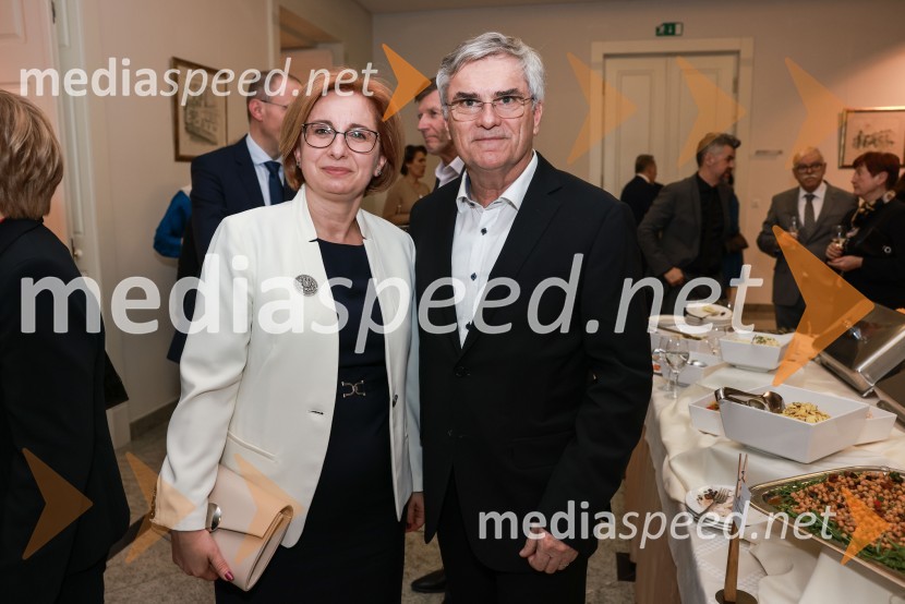 mag. Anita Stojčevska, glavna izvršna direktorica, SKB Banka;  Aleksander  Zalaznik, generalni direktor Danfoss Trata, predsednik Združenja ManagerBranko Franc Selak prejemnik priznanja za življenjsko delo na področju managementa 2023