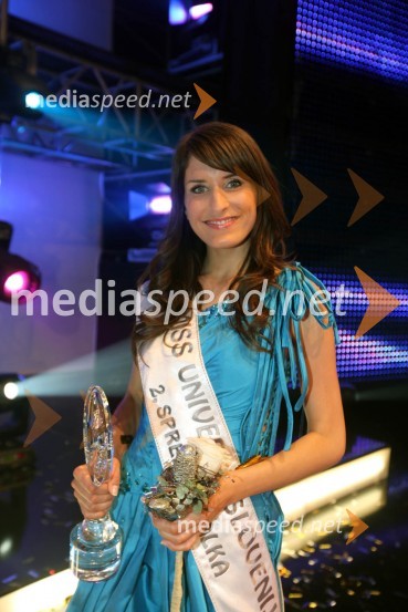 Rebeka Pevec, 2. spremljevalka Miss Universe SlovenijeMiss Universe 2009