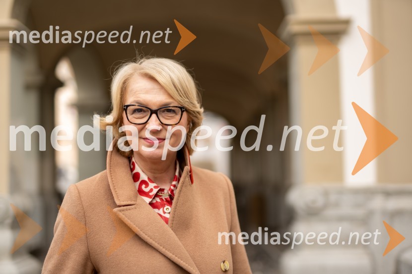  Mirjana Koren, direktorica, Pokrajinski muzej MariborMirjana Koren, direktorica Pokrajinskega muzeja Maribor