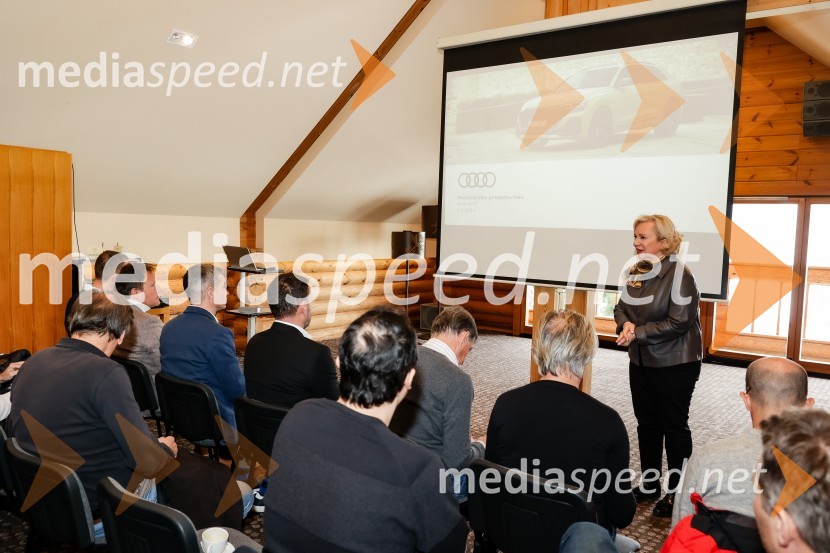  Sabrina Pečelin, vodja odnosov z javnostmi pri Porsche Slovenija d.o.o.Novi Audi Q8, predstavitev