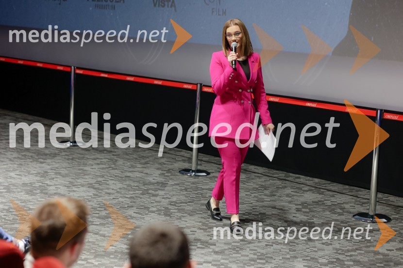  Nadja Kovačević, radio voditeljica, Best FM Slovenija