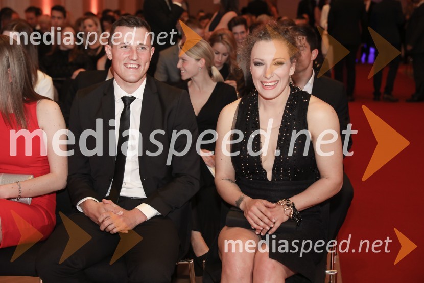  Štefan Hadalin, alpski smučar;  Ilka Štuhec, slovenska alpska smučarkaŠtefan Hadalin zaključil tekmovalno pot v smučanju