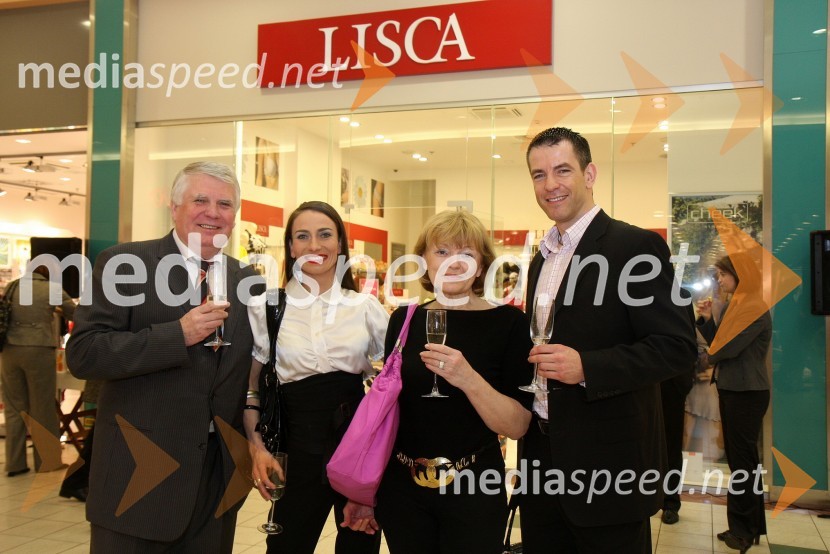 prim. prof. dr. Erih Tetičkovič, nevrolog, Oddelek za nevrološke bolezni UKC Maribor;  Alenka Tetičkovič, igralka;  Pavla Tetičkovič;  ... Umrl je Erih Tetičkovič, oče igralke Alenke Tetičkovič