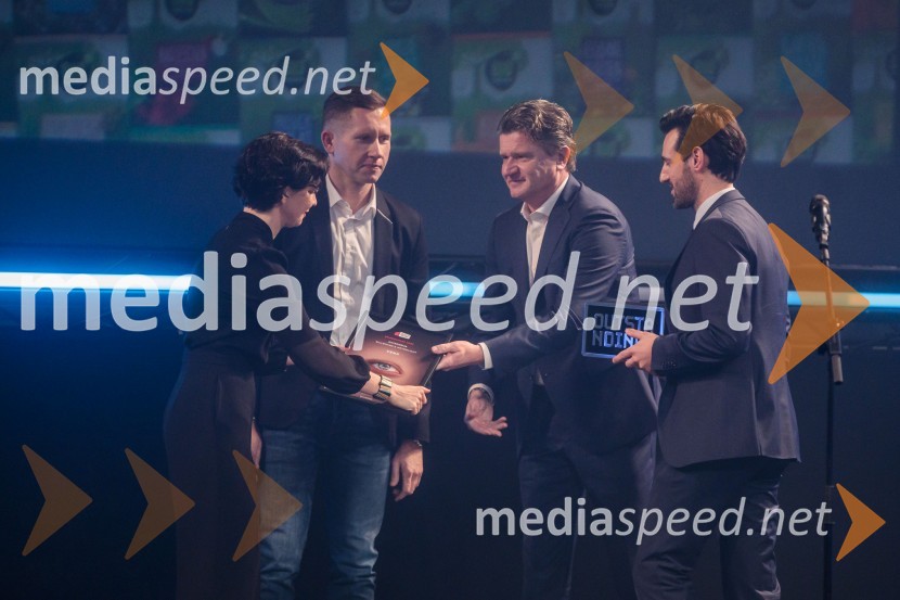  ... ;  Dino Zupančič, kreativni direktor in partner, Agencija 101;  Marko Kolbl, lastnik Radia Center in direktor Europlakat;  ... Outstanding 2023, podelitev nagrad