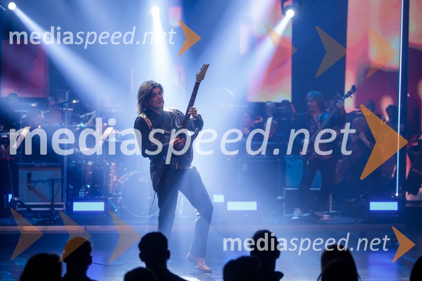  Bor Zuljan, kitarist, Šank rockOutstanding 2023, podelitev nagrad