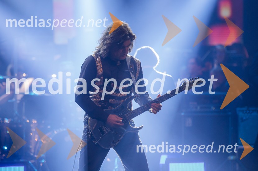  Bor Zuljan, kitarist, Šank rockOutstanding 2023, podelitev nagrad