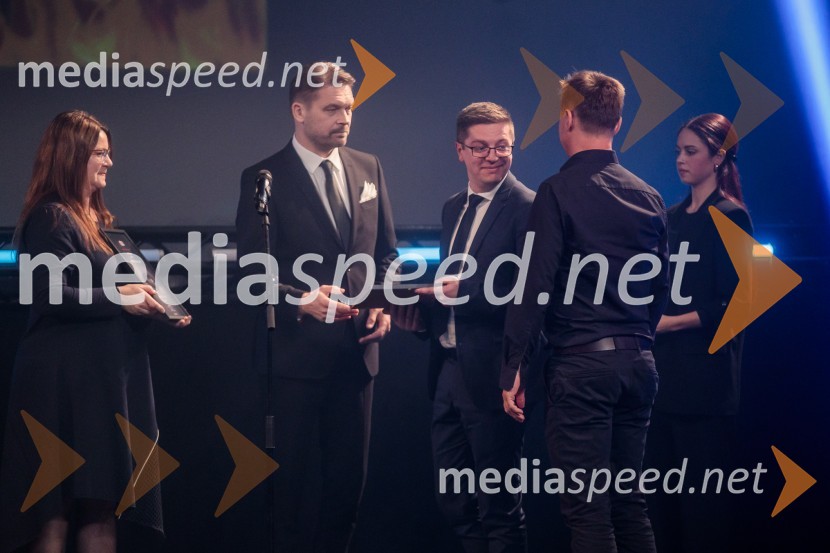  Lidija Rakuša, direktorica marketinga, Spar Slovenija;  ... ;  ... ;  ... Outstanding 2023, podelitev nagrad