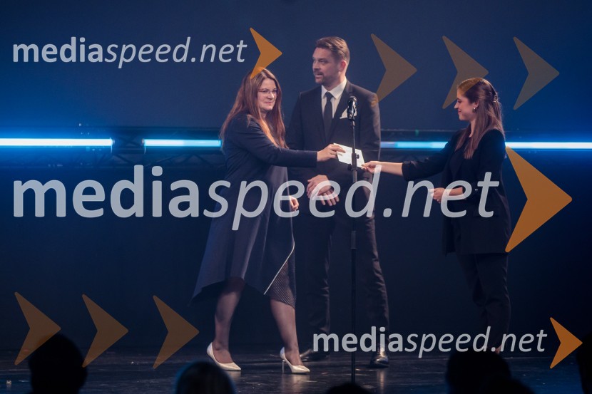  Lidija Rakuša, direktorica marketinga, Spar Slovenija;  ... ;  ... Outstanding 2023, podelitev nagrad