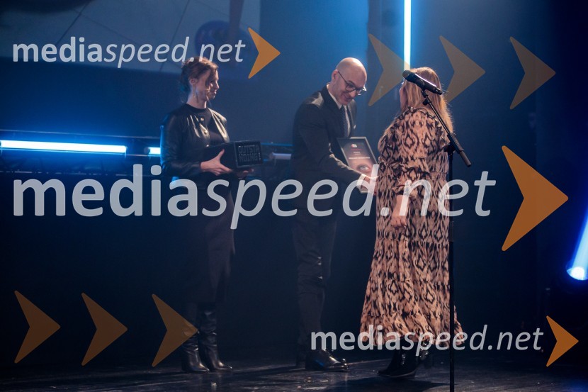  Špela Kregar, direktorica marketinga, Zavarovalnica Sava;  ... ;  ... Outstanding 2023, podelitev nagrad