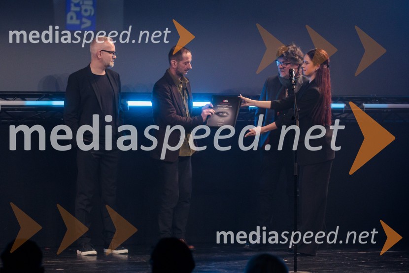  Kristijan Andoljšek, umetniški direktor, Innovatif;  Zoran Gabrijan, kreativec;  Boštjan Botas Kenda, prorektor ALUO, pedagog, načrtovalec vizualnih sporočil;  ... Outstanding 2023, podelitev nagrad