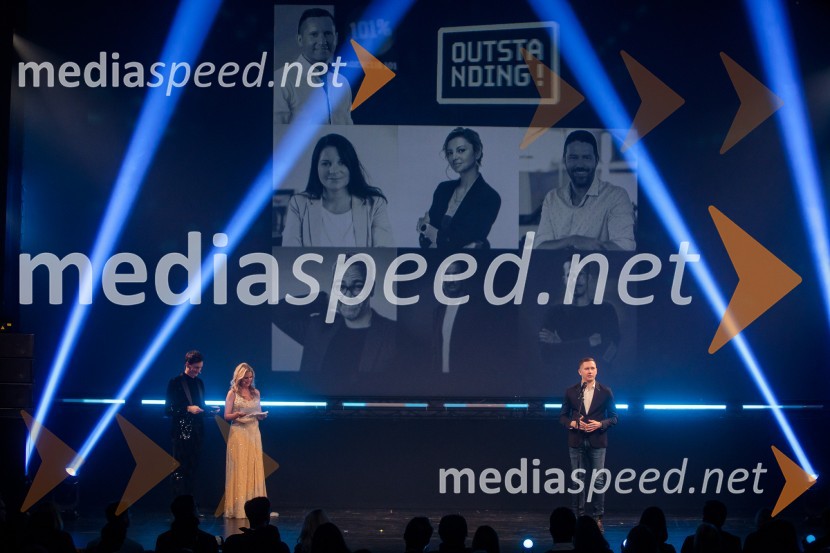  Jure Drevenšek, igralec;  Bernarda Žarn, voditeljica;  Dino Zupančič, kreativni direktor in partner, Agencija 101Outstanding 2023, podelitev nagrad
