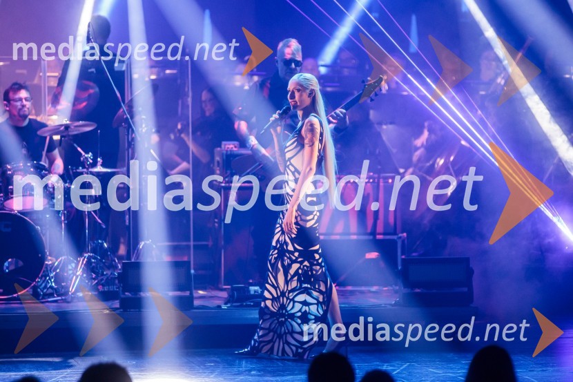  Sara Briški Cirman - Raiven, pevka, harfistkaOutstanding 2023, podelitev nagrad