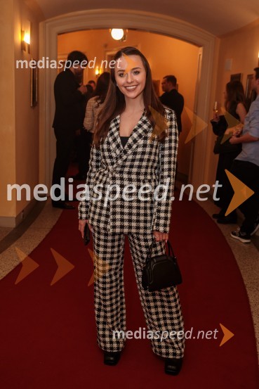  Ema Lešnik SajovicOutstanding 2023, podelitev nagrad