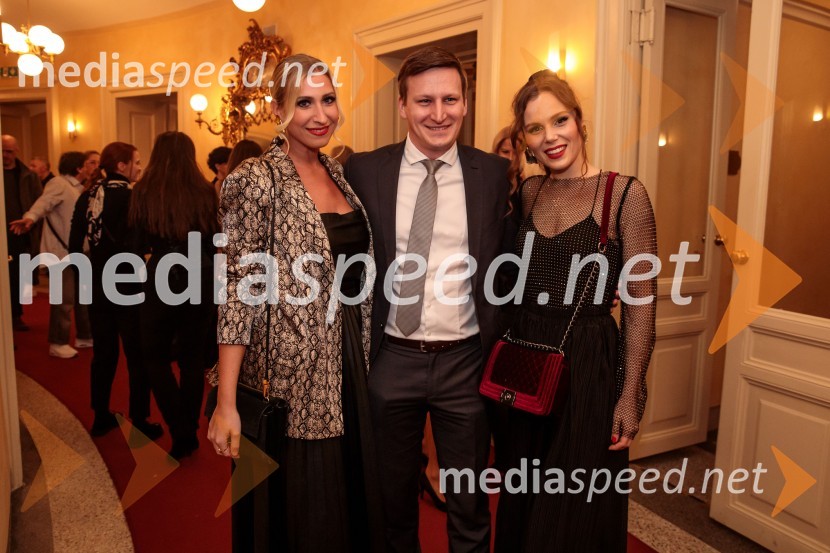  Maša Golob, violinistka;  Nejc Avbelj, pomočnik direktorja za področje poslovanja, Slovenska filharmonija;  Flora Ema Lotrič, pevkaOutstanding 2023, podelitev nagrad