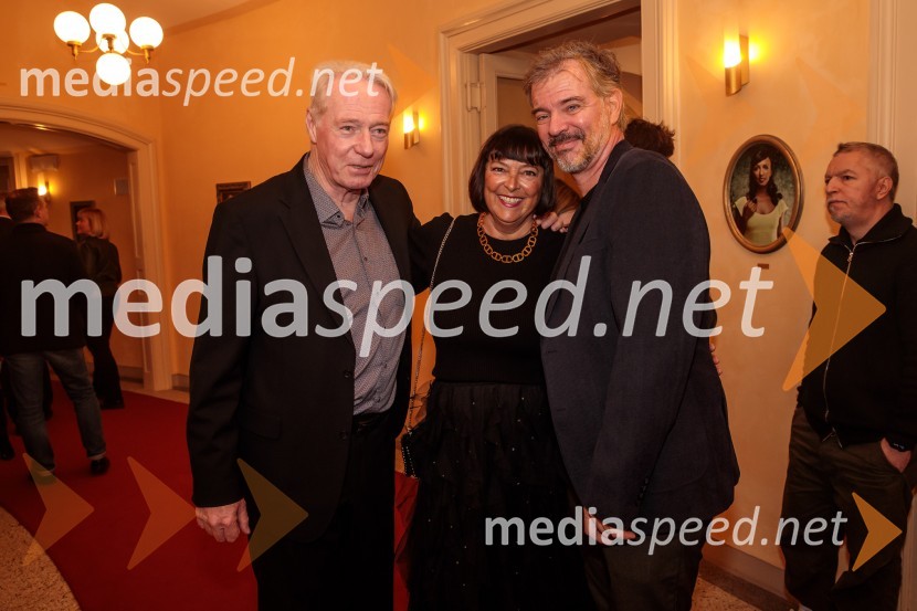  Ivan Lotrič, moderator;  Silva Lotrič;  Andrej  Stražišar, scenograf, Teater d.o.o.Outstanding 2023, podelitev nagrad