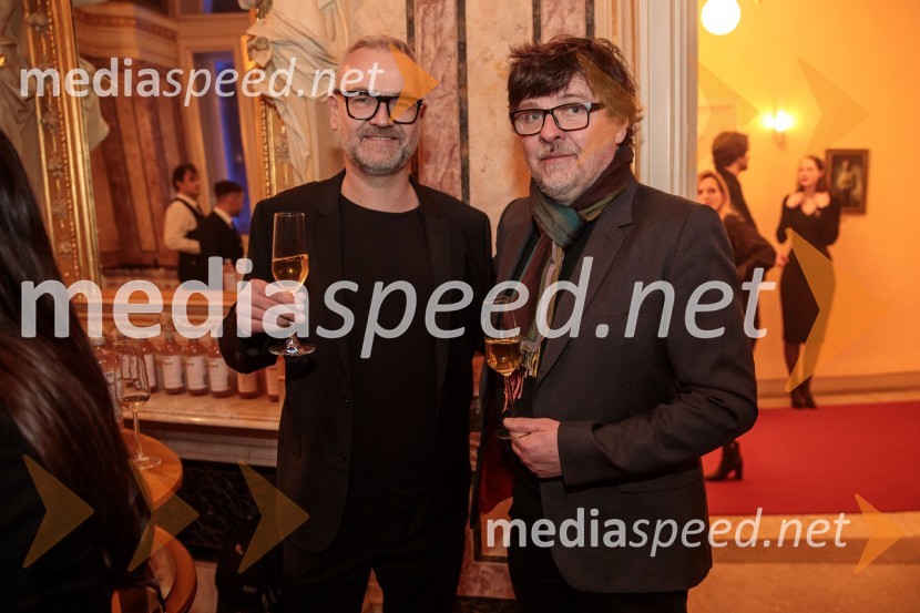  Kristijan Andoljšek, umetniški direktor, Innovatif;  Boštjan Botas Kenda, prorektor ALUO, pedagog, načrtovalec vizualnih sporočilOutstanding 2023, podelitev nagrad