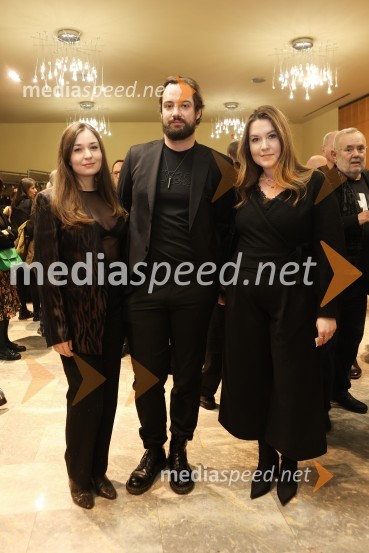  ... ;  Gal  Oblak, igralec ;  ... Bodočnost, premiera predstave v MGL