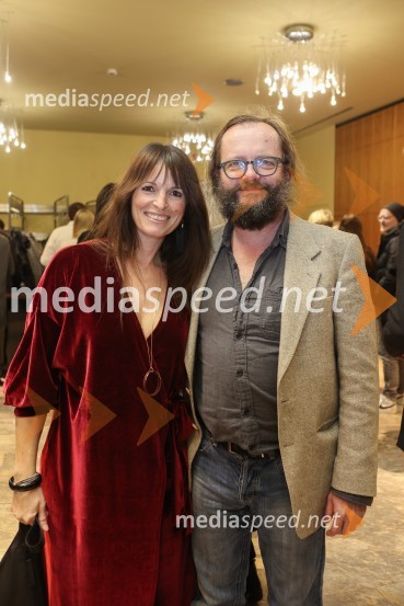  Ana Horvat Dolinar, igralka;  Sebastijan  Horvat, režiserBodočnost, premiera predstave v MGL