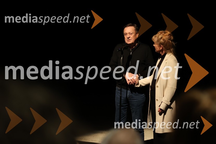  Zoran Janković, župan, Mestna občina Ljubljana;  Barbara Hieng Samobor, direktorica in umetniška vodja MGLBodočnost, premiera predstave v MGL