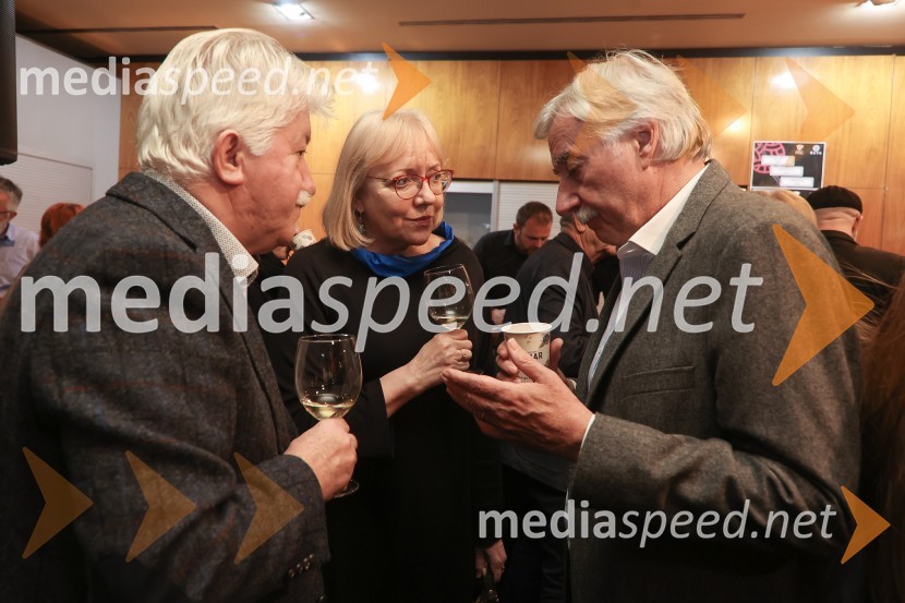  Branko Soban, publicist, novinar; dr. Renata Salecl, filozofinja, sociologinja;  ... Bodočnost, premiera predstave v MGL