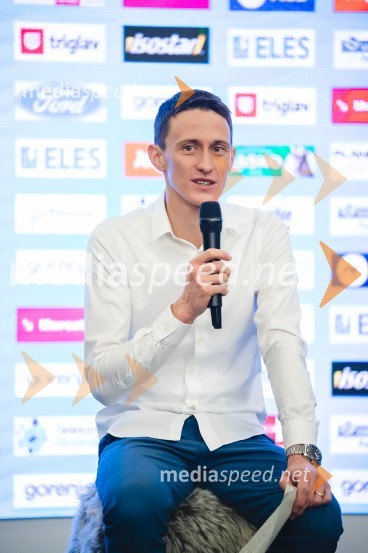  Peter  Prevc, smučarski skakalecNovinarska konferenca Petra Prevca ob zaključku njegove tekmovalne poti