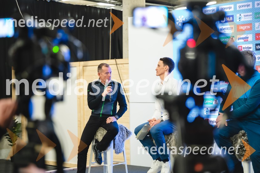  Enzo Smrekar, predsednik uprave Droge Kolinske in glavni direktor strateškega poslovnega področja v Atlantic Grupi, predsednik SZS, podpredsednik Olimpijskega komiteja Slovenije;  Peter  Prevc, smučarski skakalecNovinarska konferenca Petra Prevca ob zaključku njegove tekmovalne poti