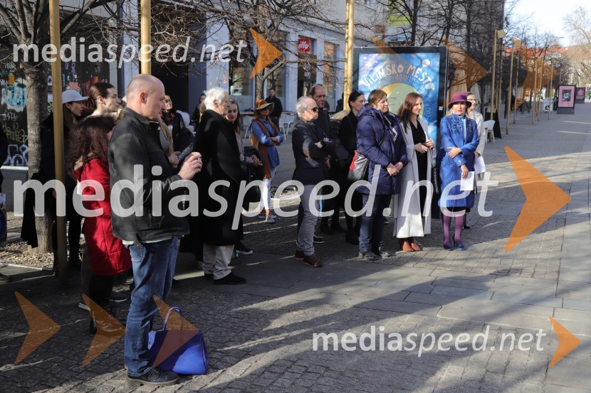 Otvoritev razstave Esenca človeštva avtorice Alenke Slavinec