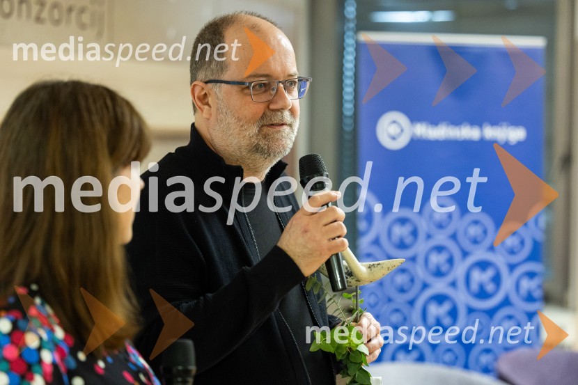  Andrej E. Skubic, pisateljRazglasitev zmagovalnega romana za nagrado modra ptica 2024