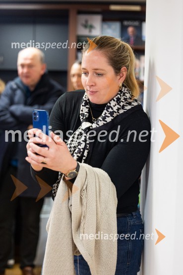 Razglasitev zmagovalnega romana za nagrado modra ptica 2024