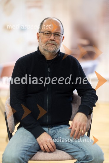  Andrej E. Skubic, pisateljRazglasitev zmagovalnega romana za nagrado modra ptica 2024