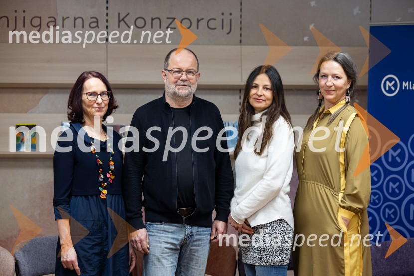  Irena Androjna , pisateljica;  Andrej E. Skubic, pisatelj;  Simona Semenič, dramatičarka, pisateljica;  Nina Valič, igralka, pisateljicaRazglasitev zmagovalnega romana za nagrado modra ptica 2024