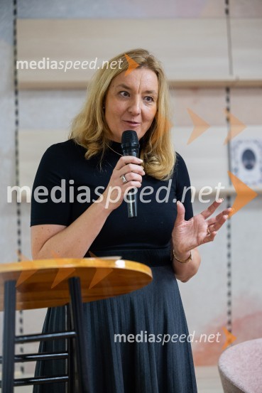 dr. Alenka Kepic Mohar, glavna urednica Mladinske knjige in direktorica Cankarjeve založbeRazglasitev zmagovalnega romana za nagrado modra ptica 2024