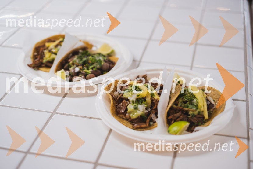 Otvoritev nove takerije Unomas v Ljubljani