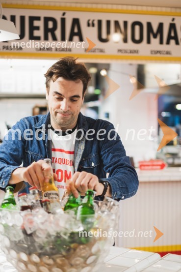  Til Pleterski,  lastnik Hood Burgerja in Taqueríe UnomásOtvoritev nove takerije Unomas v Ljubljani