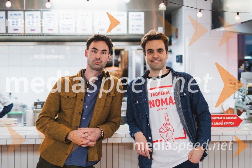  Klemen Ptičak,  lastnik Hood Burgerja in Taqueríe Unomás;  Til Pleterski,  lastnik Hood Burgerja in Taqueríe UnomásOtvoritev nove takerije Unomas v Ljubljani