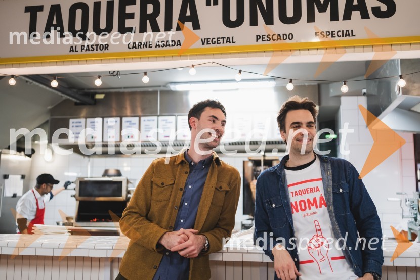  Klemen Ptičak,  lastnik Hood Burgerja in Taqueríe Unomás;  Til Pleterski,  lastnik Hood Burgerja in Taqueríe UnomásOtvoritev nove takerije Unomas v Ljubljani