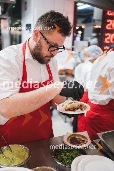 Otvoritev nove takerije Unomas v Ljubljani