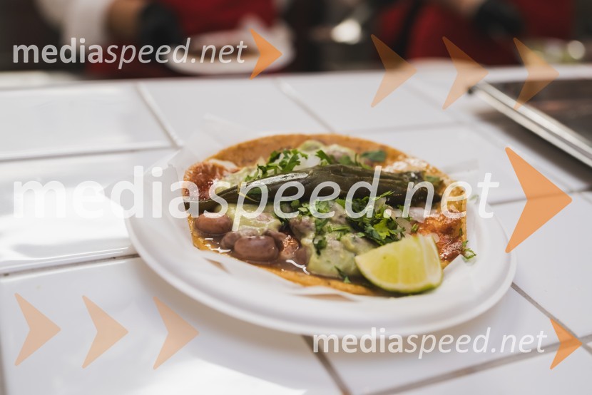 Otvoritev nove takerije Unomas v Ljubljani