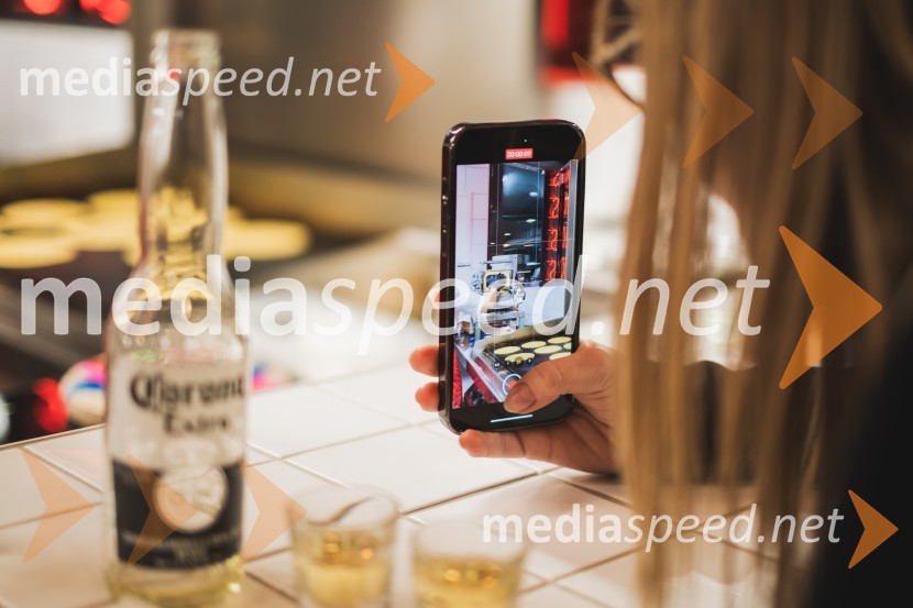 Otvoritev nove takerije Unomas v Ljubljani