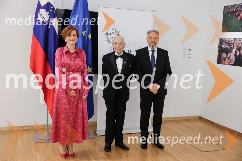 dr. Asta Vrečko, ministrica za kulturo; dr. Henrik Neubauer, nekdanji slovenski baletni plesalec, koreograf, umetniški vodja, zdravnik, režiser in pedagog; dr. Jožef Muhovič, predsednik Upravnega odbora Prešernovega skladaDržavna proslava ob kulturnem prazniku in podelitev Prešernovih nagrad 2024