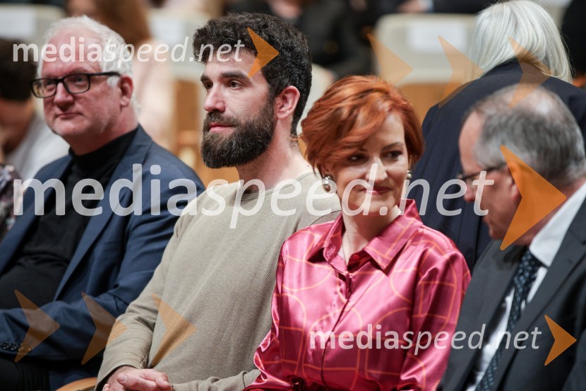 dr. Sašo Slaček Brlek, raziskovalec na FDV; dr. Asta Vrečko, ministrica za kulturoDržavna proslava ob kulturnem prazniku in podelitev Prešernovih nagrad 2024