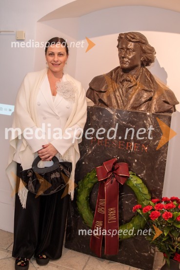  Nuška Drašček, pevkaPrešernov dan v Kranju