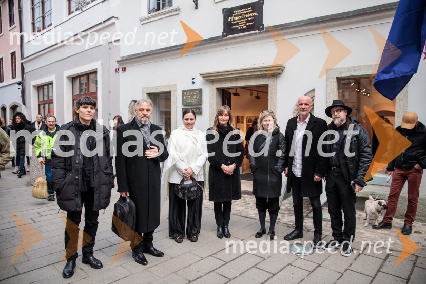  Sara Kern, režiserka; dr. Jožef Muhovič, predsednik Upravnega odbora Prešernovega sklada;  Nuška Drašček, pevka;  Miljana Cunta, pesnica;  Jana Zupančič, igralka;  Marko Arnež, vodja Galerije Prešernovih nagrajencev;  Ciril Horjak alias dr. Horowitz, ilustratorPrešernov dan v Kranju