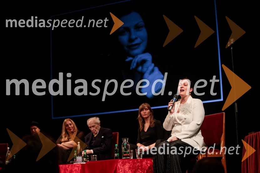  Nuška Drašček, pevkaPrešernov dan v Kranju